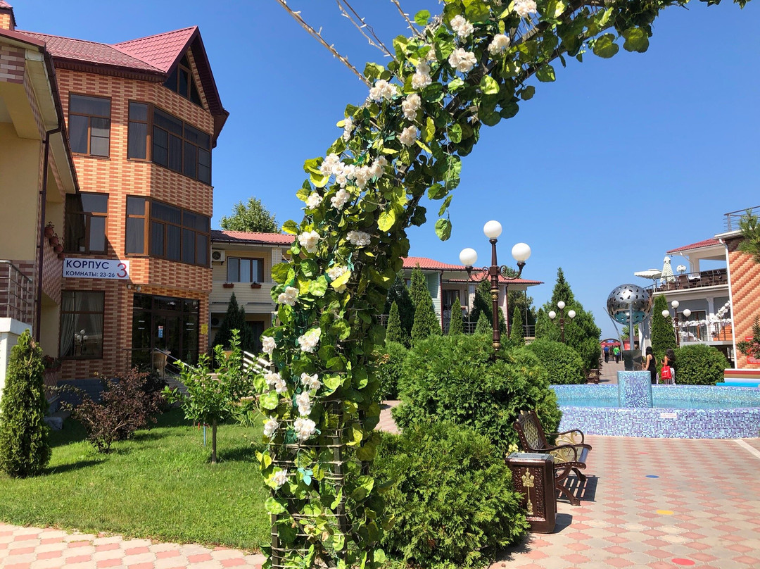 Djami Hotel Complex主图