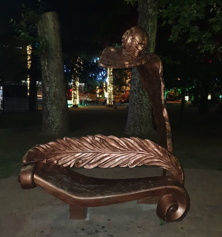 Sculpture Bench-Snail-索契必去景点