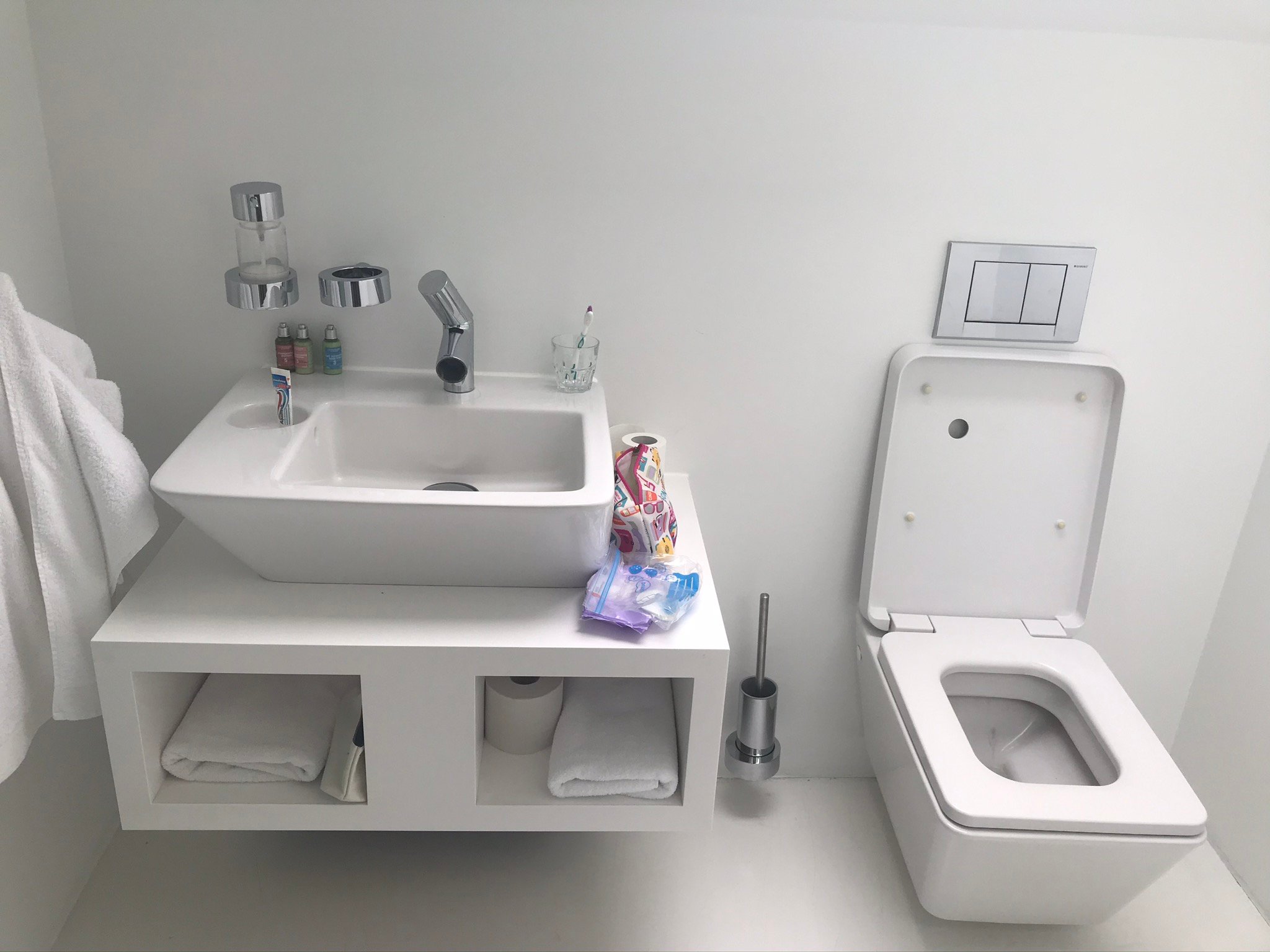 Hotel Zenden Maastricht-浴室