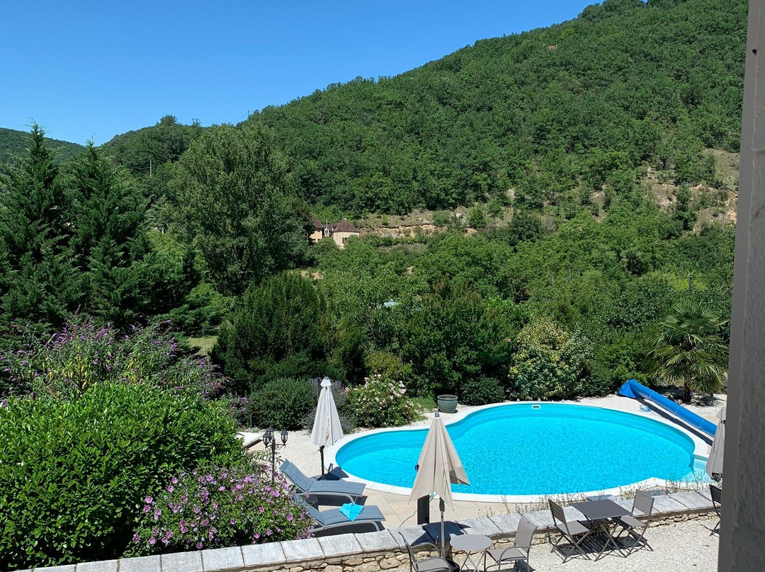 Domaine des Pierres Blanches主图