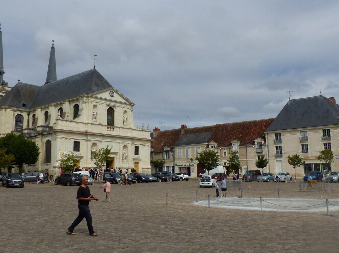 Eglise Notre Dame景点图片