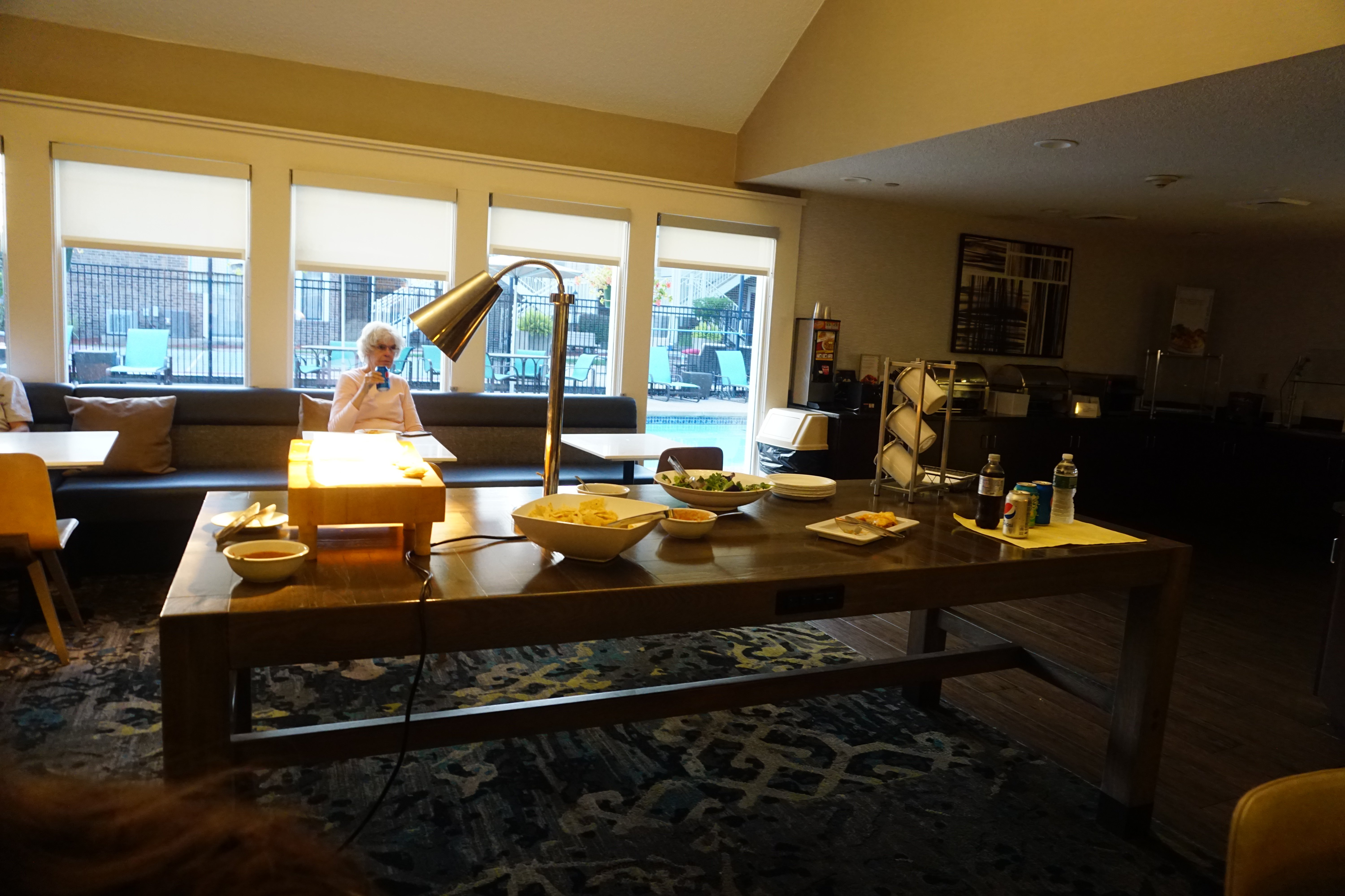 Residence Inn Boston North Shore/Danvers-餐饮