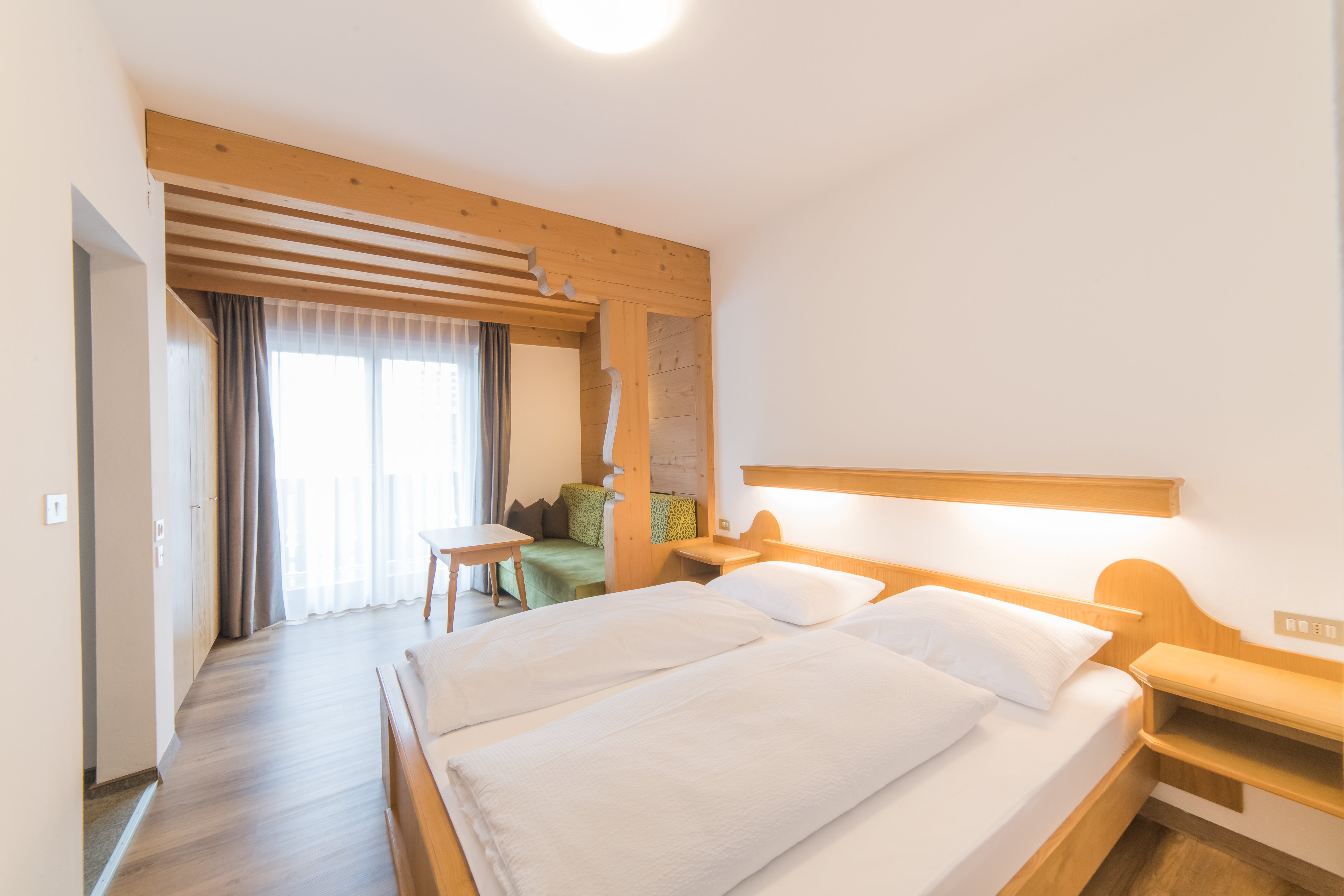 Pension Pardell-官方