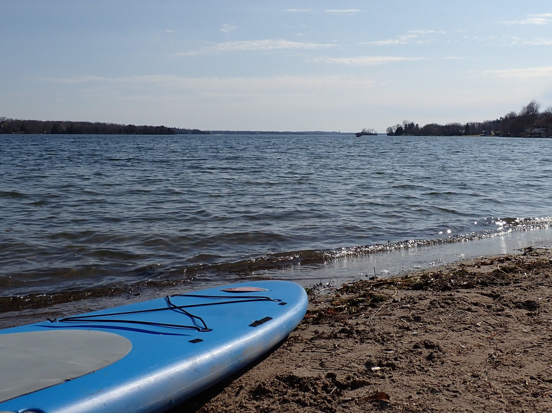Wai Nani Surf Paddle & Pedal-Wayzata必去景点