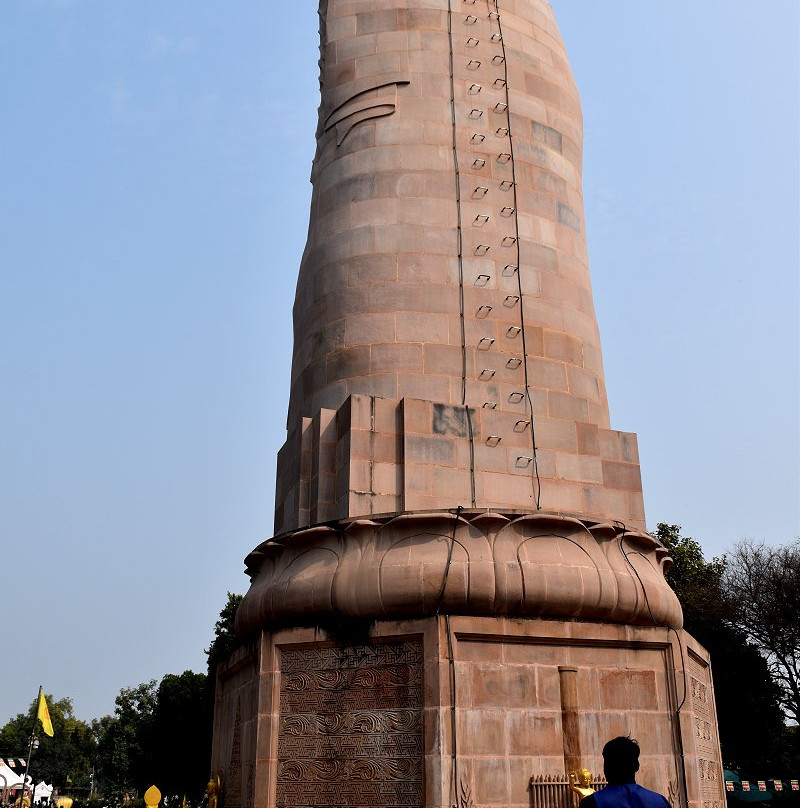 Statue of Standing Buddha景点图片