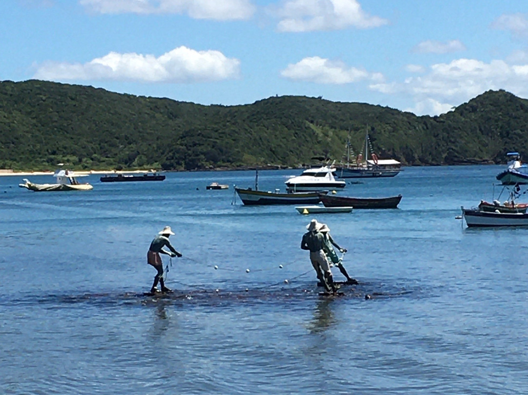 Escultura Os Três Pescadores-布基亚斯必去景点