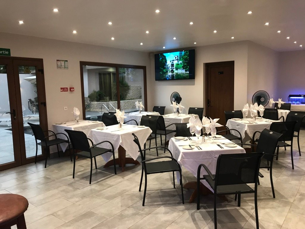 Hotel Le Ranch主图