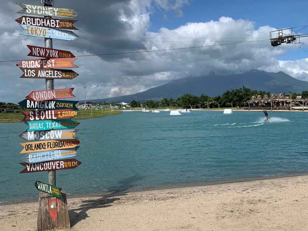 CWC (Camsur Watersports Complex)主图