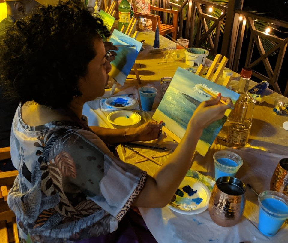 Dee's Tropical Paint Parties景点图片