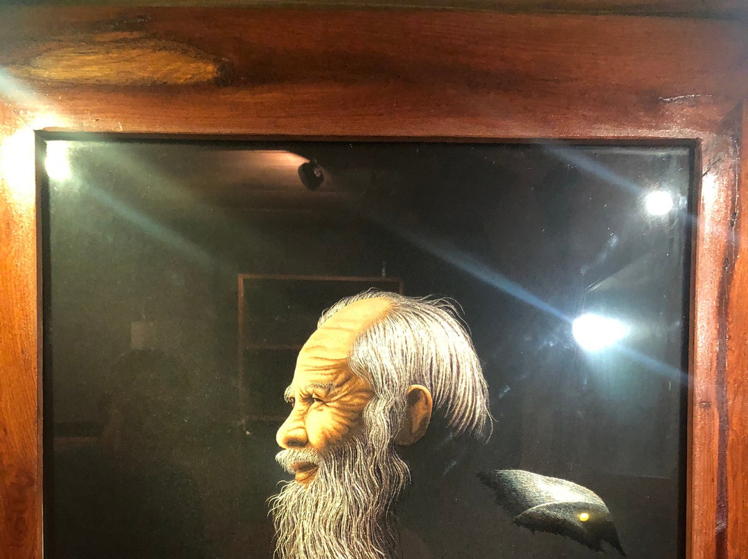 XQ Hand Embroidery-顺化必去景点