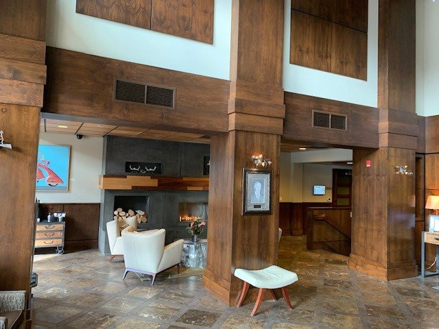 Oxford Hotel Bend主图