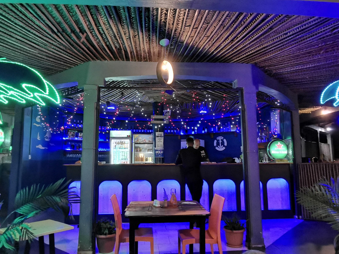 莫洛尼餐馆和美食-Restaurant grill le coraya