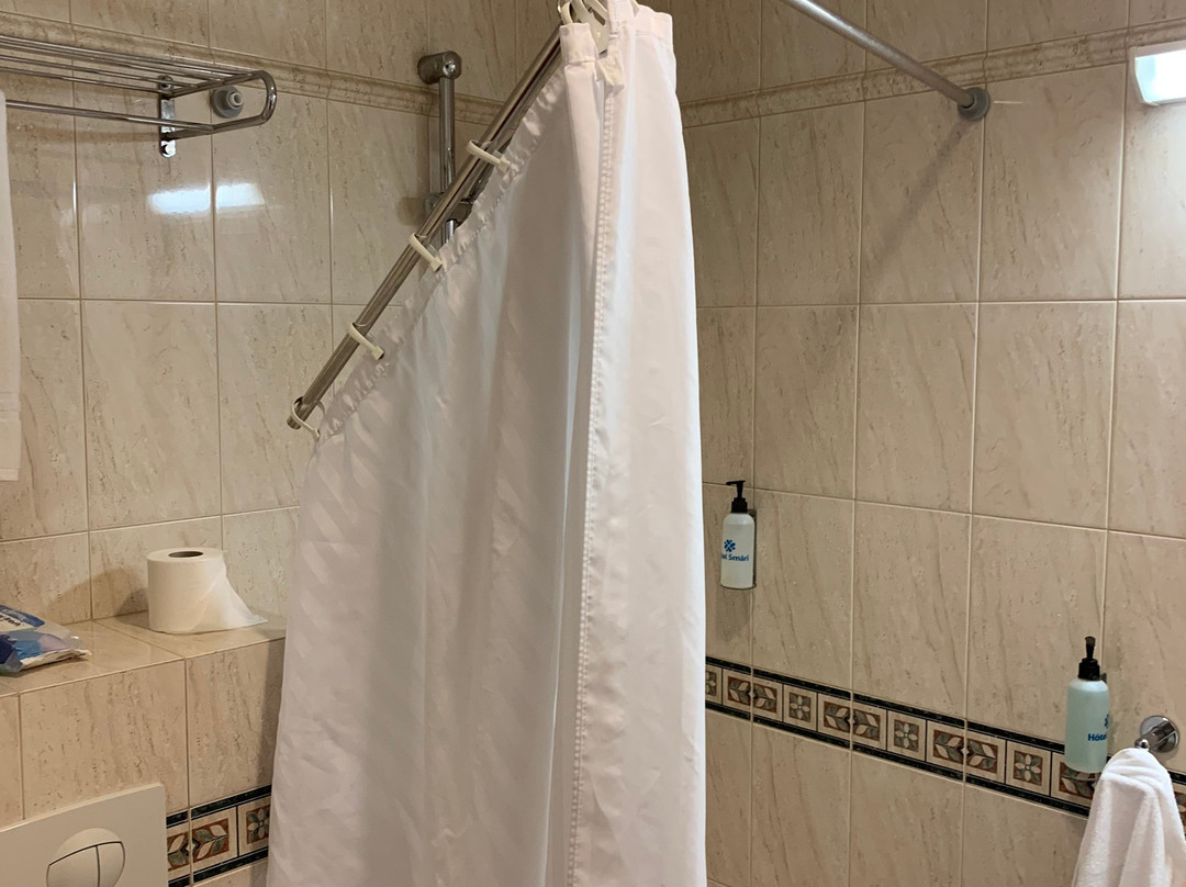 斯马里酒店主图