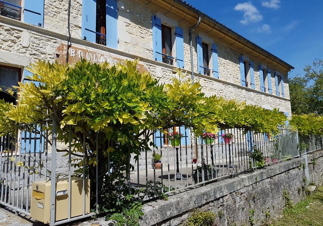 L'Evidence Chambres d'Hotes-官方