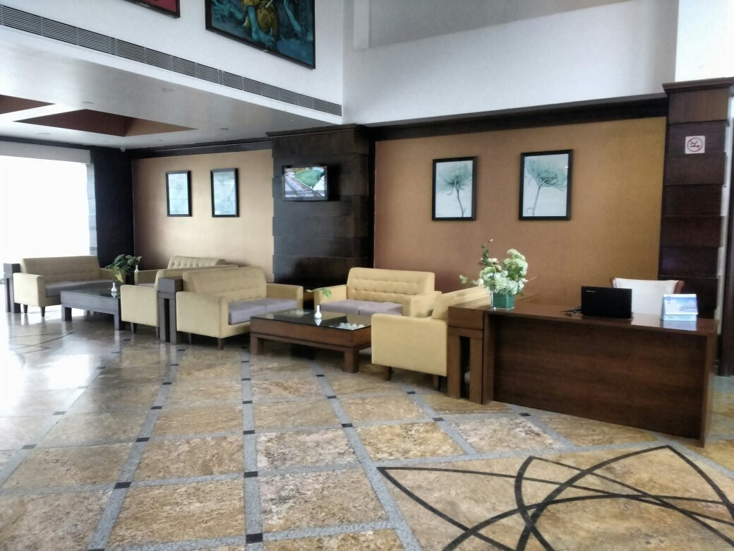 Elevate By Treehosue主图