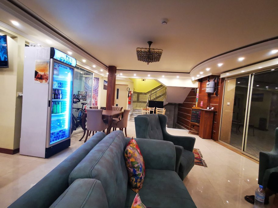 Shirin Hotel & Hostel主图