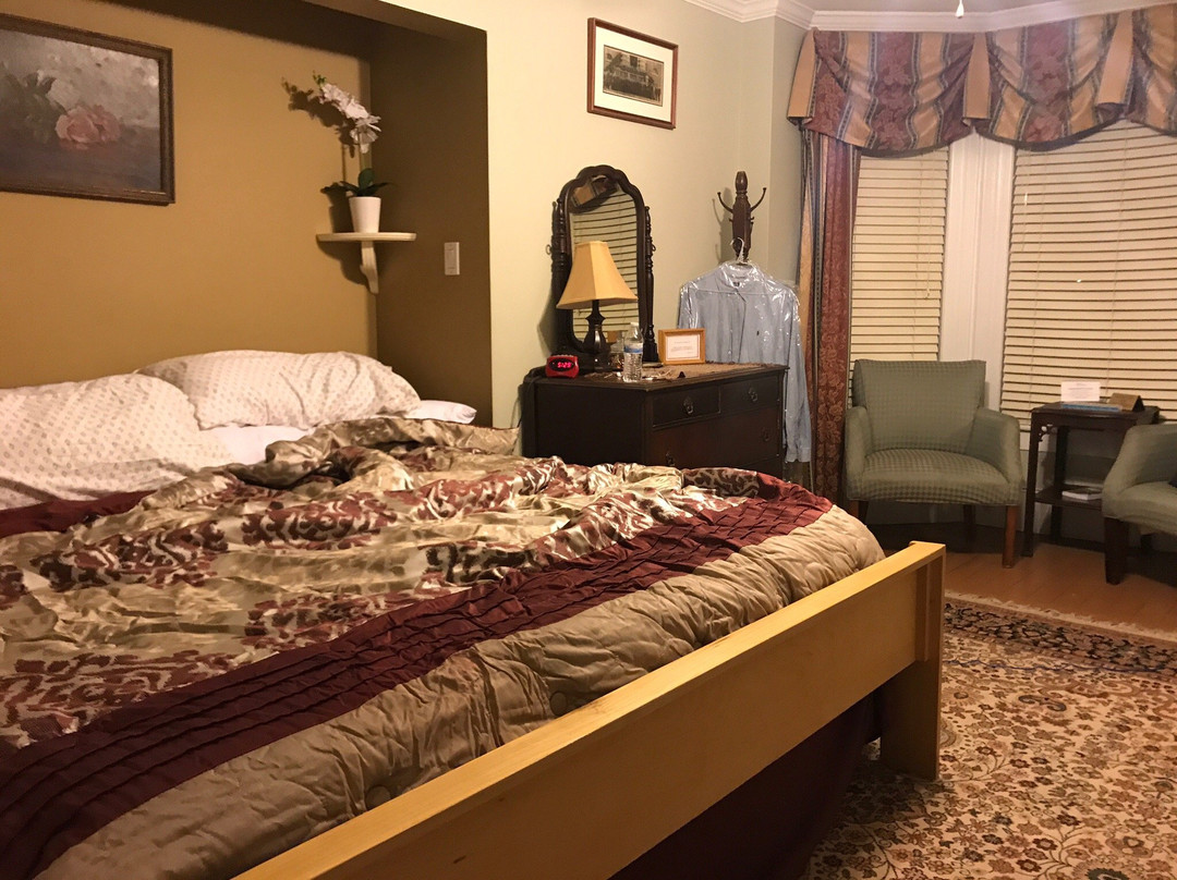 Reynolds House Inn & Motel主图