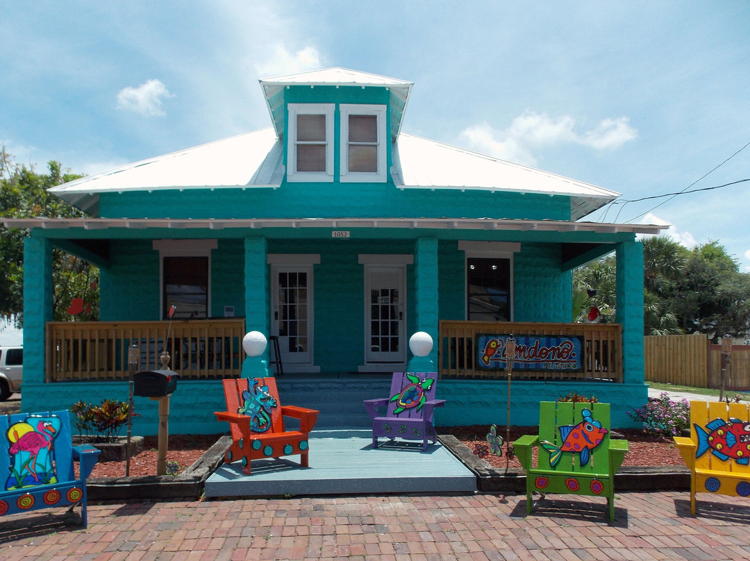 Londono Art Studio-塔彭斯普林斯必去景点