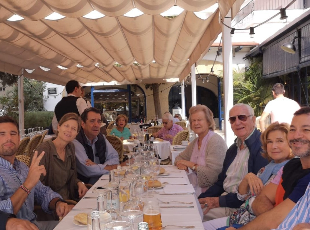 特利亚斯酒店主图