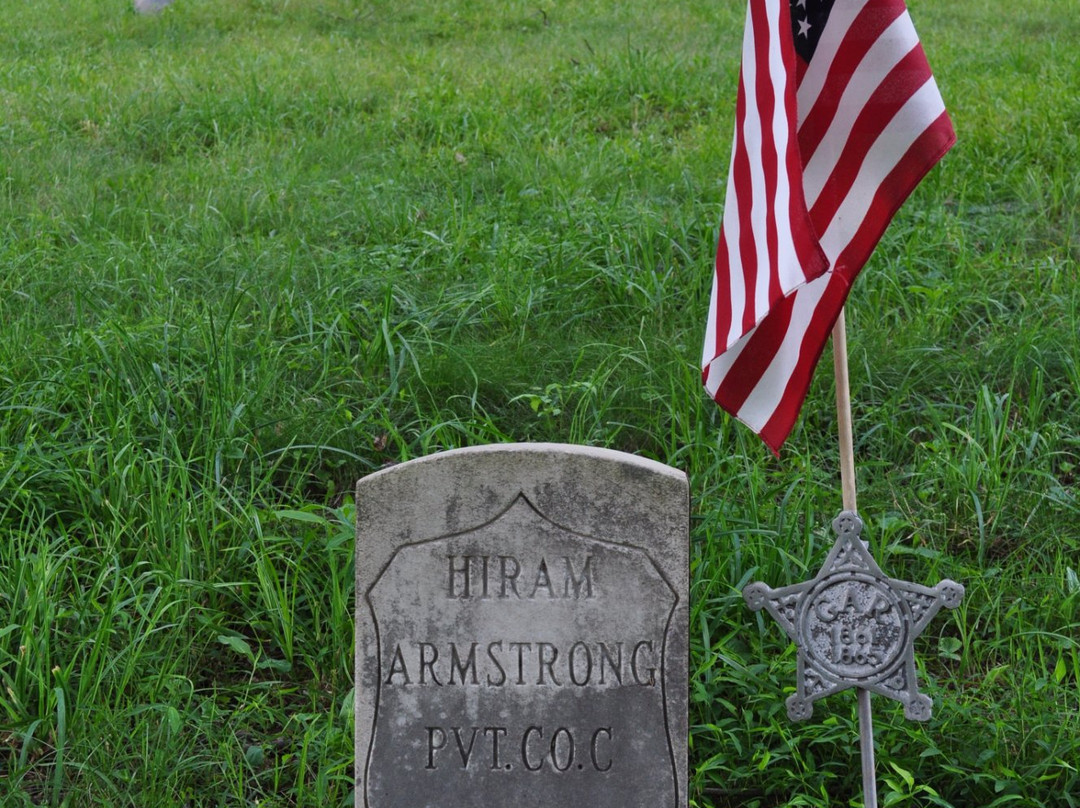 Freedom Road Cemetery景点图片