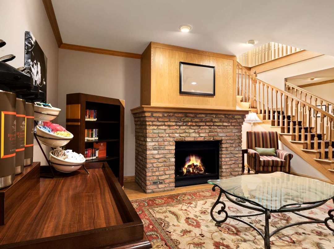 Country Inn & Suites by Radisson, Clinton, IA主图