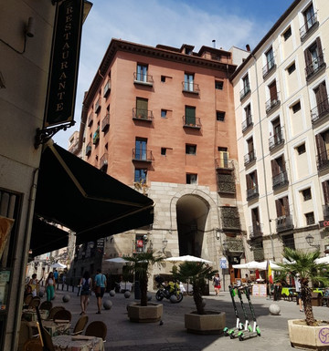 库齐里埃洛斯门-马德里必去景点