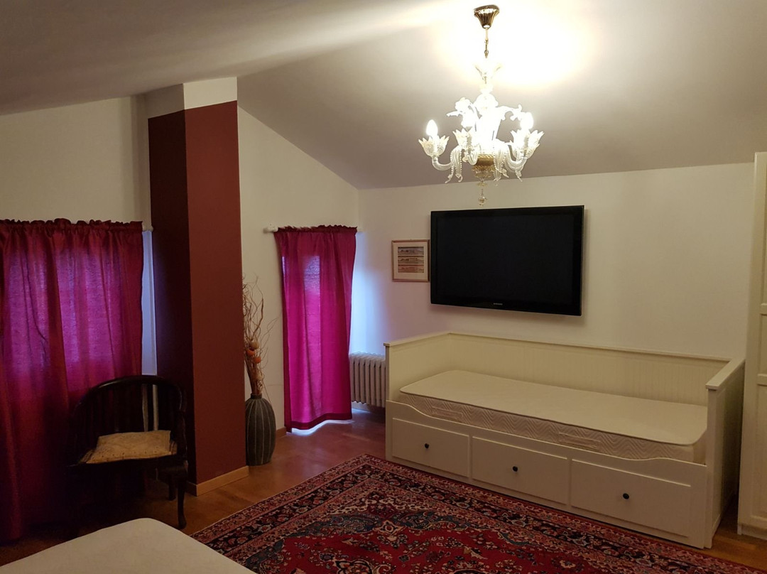 San Costanzo酒店住宿-Country House Resort Villa Giardino degli Eventi