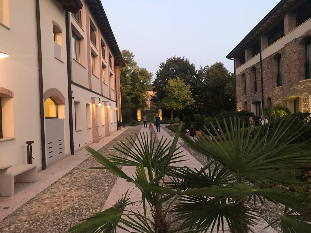 Corte Della Rocca Bassa主图