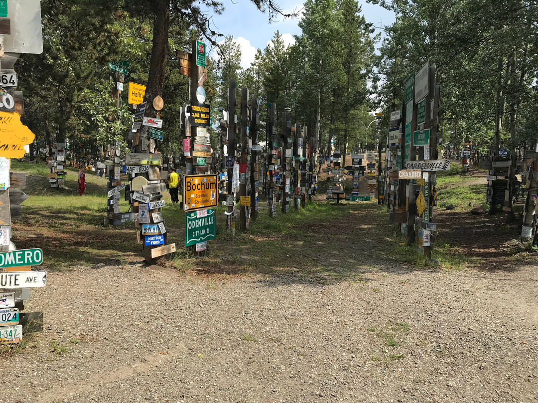 Sign Post Forest-Watson Lake必去景点