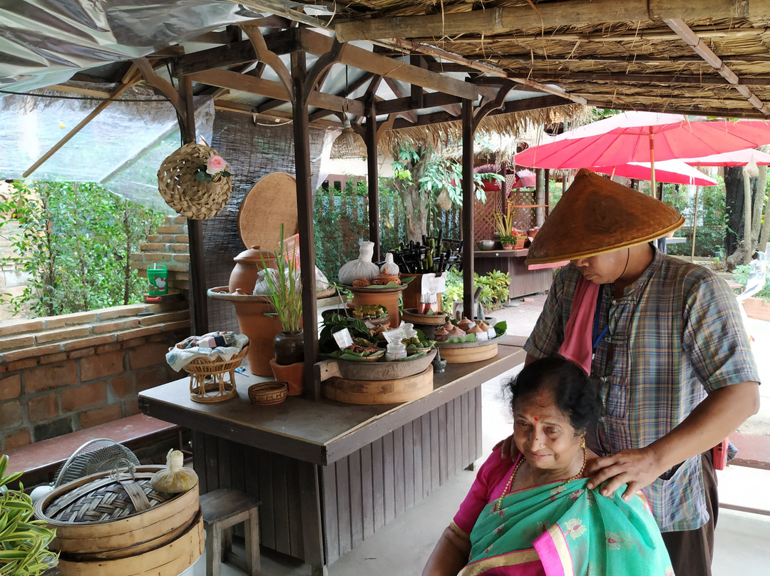 Thaithani Cultural & Elephant Village Pattaya景点图片