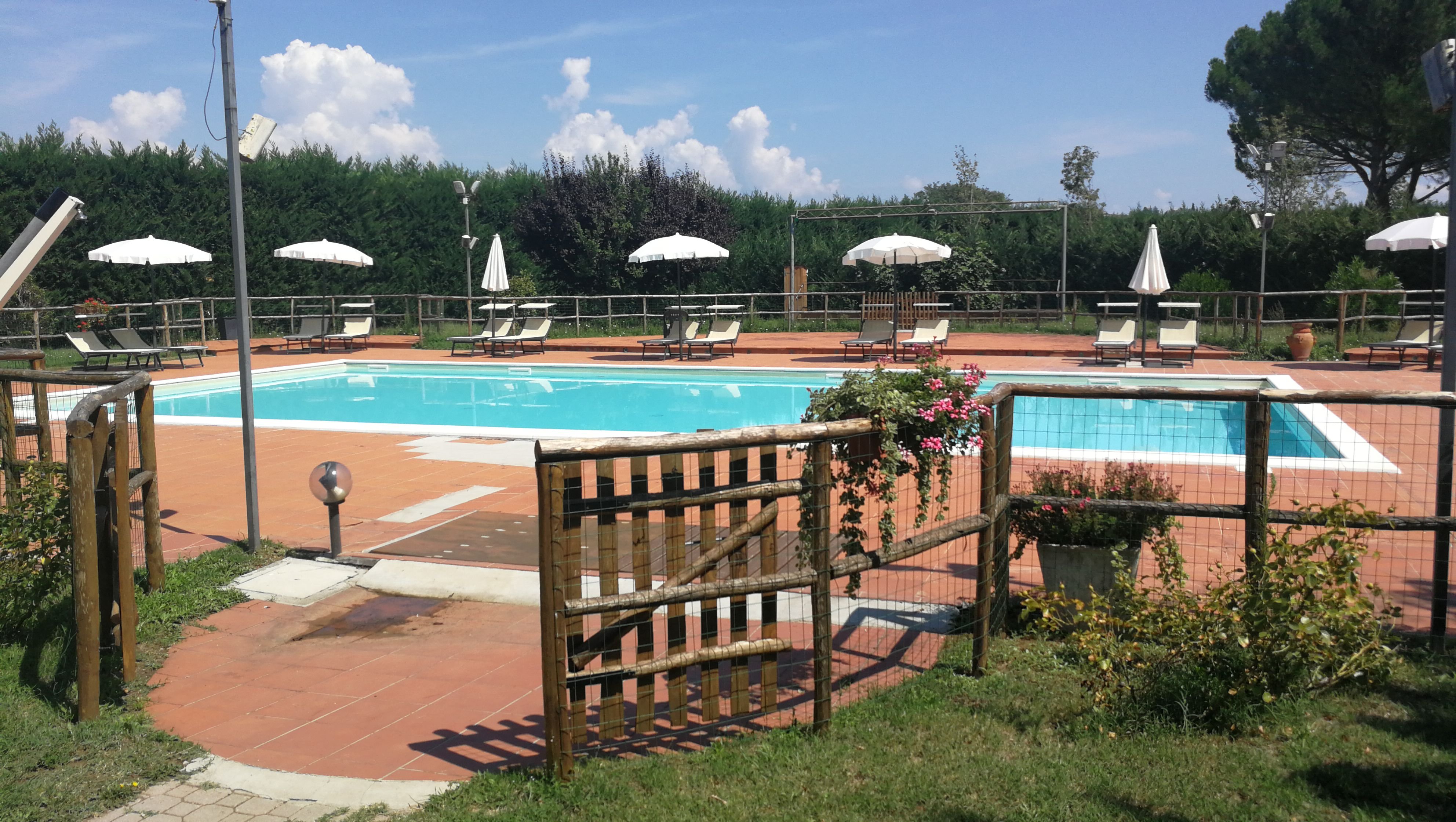 Casa Vacanze I Chiari-泳池