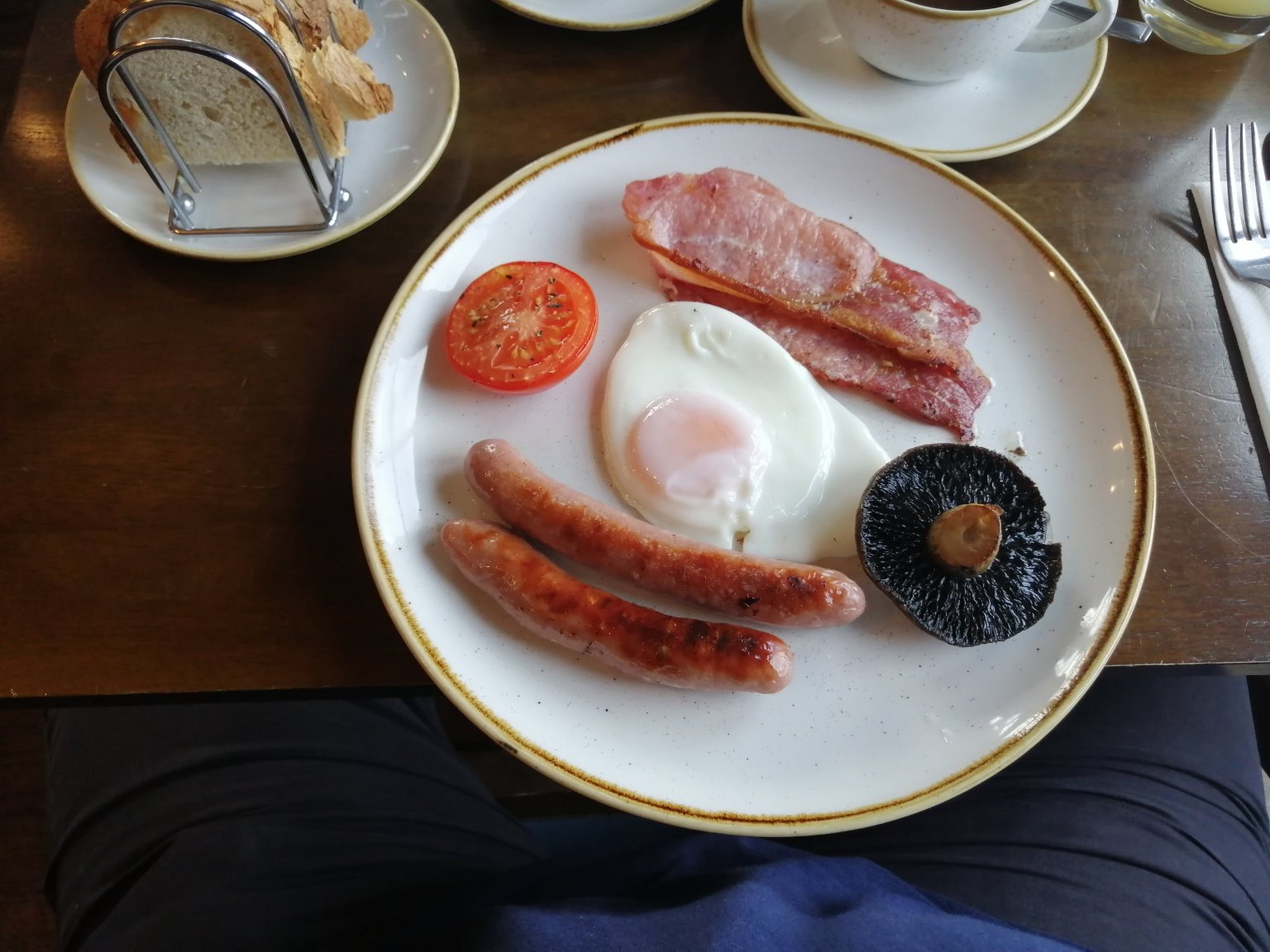 老式四便士旅馆-餐饮