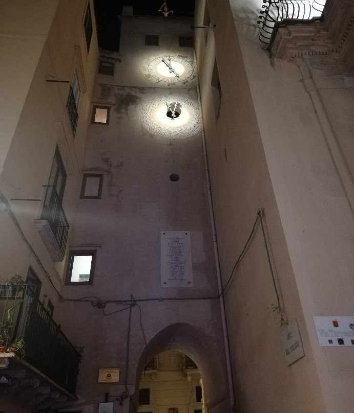 Porta Oscura e Torre Dell'Orologio景点图片