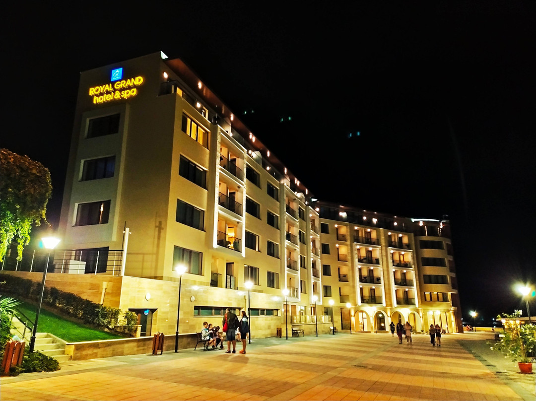 Royal Grand Hotel And Spa - All Inclusive主图