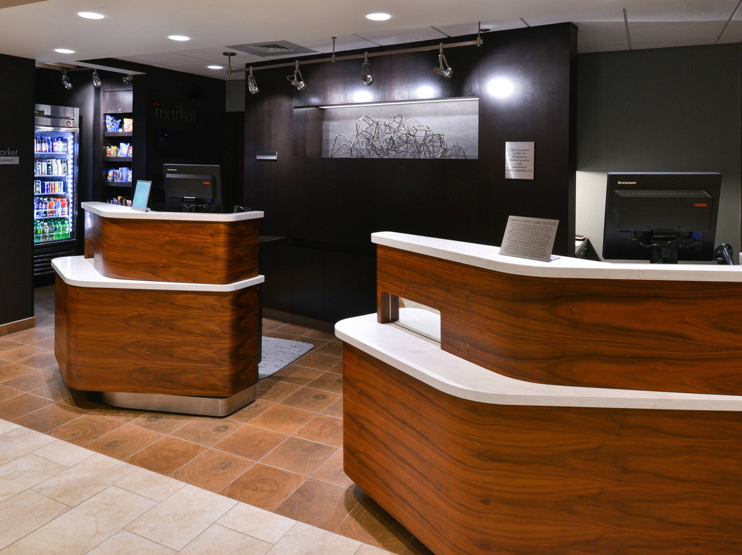 Courtyard by Marriott Charlotte Matthews主图