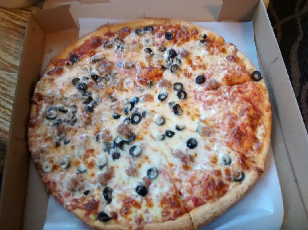 Leon's Pizza & Restaurant