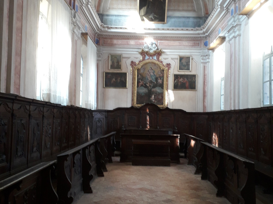 Chiesa Del Ss. Nome Di Gesù e Del Rosario景点图片