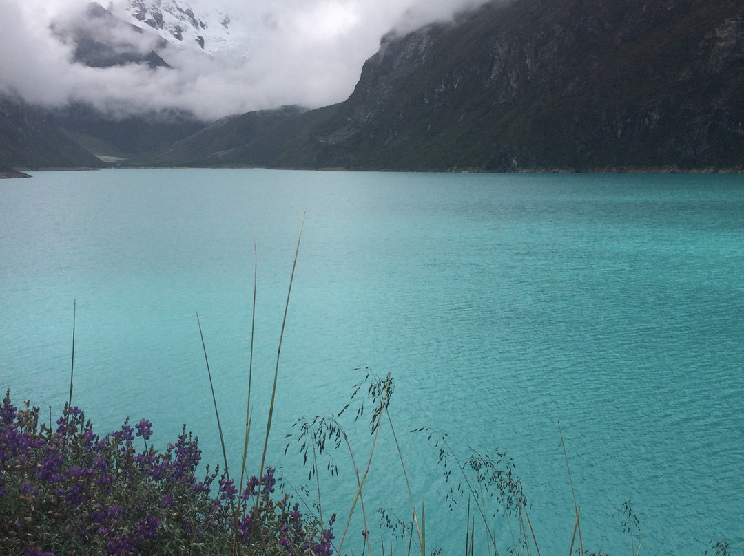 Laguna Paron-Caraz必去景点