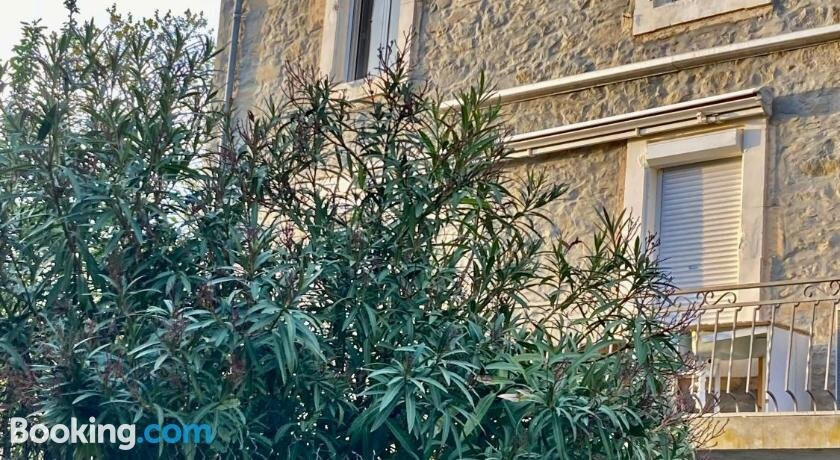 CheRiedel Bed & Breakfast & Art Gallery