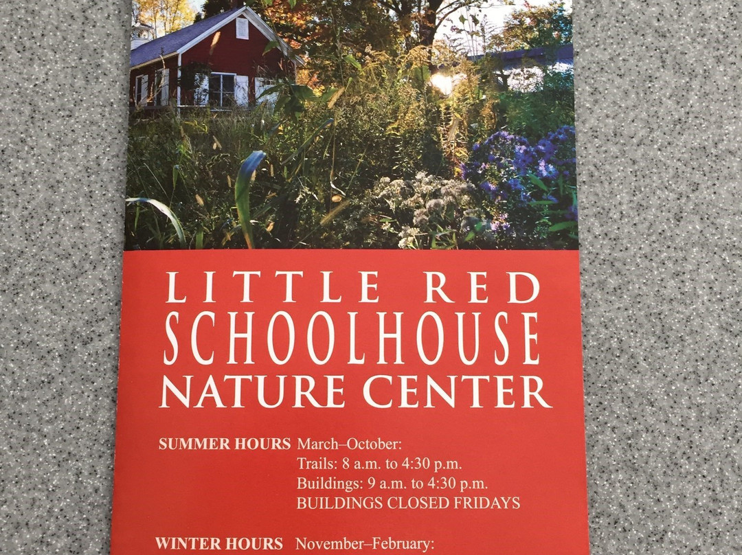 Little Red Schoolhouse景点图片