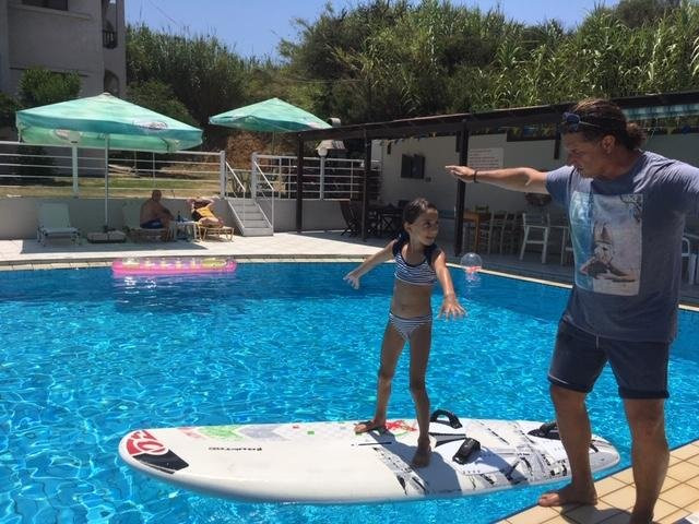 Andy's Gardens Hotel主图