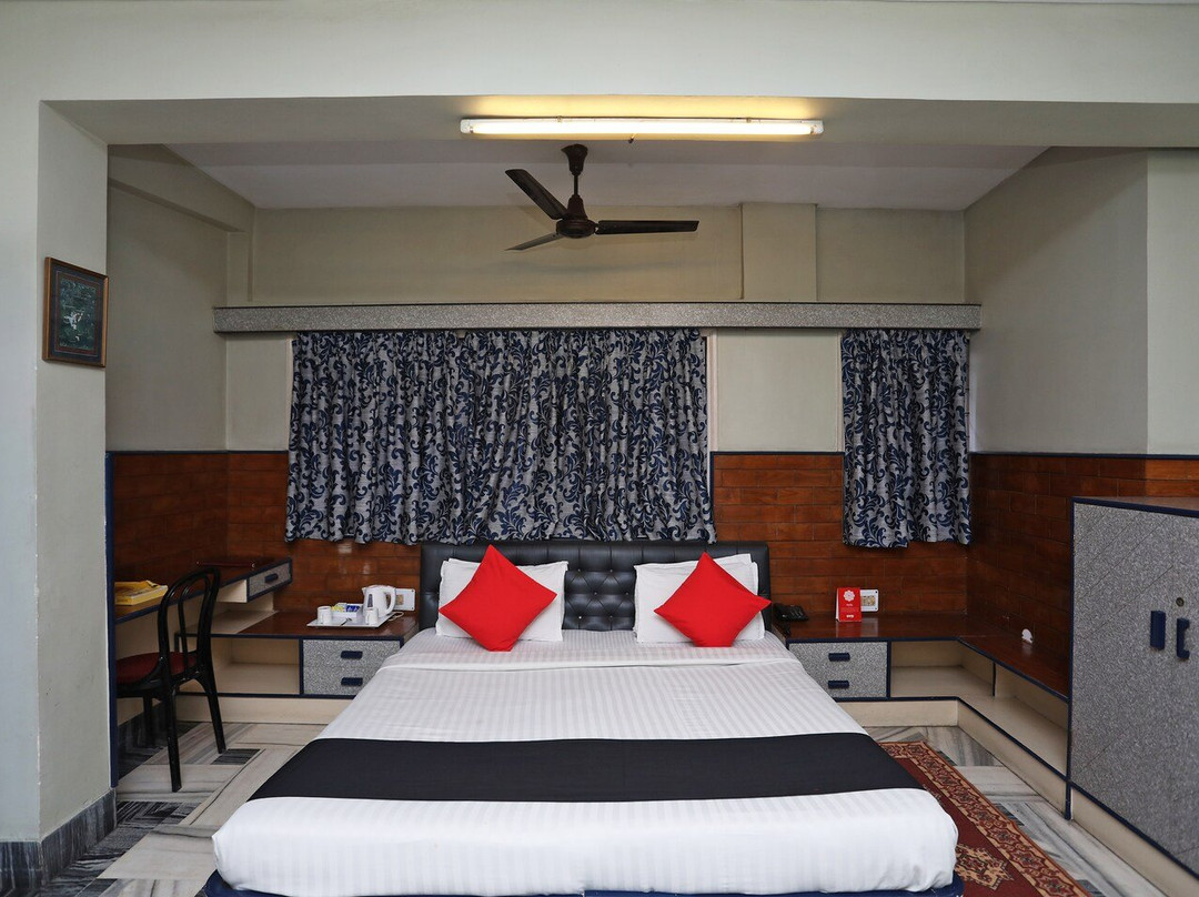 Capital O 36426 Brindaban主图