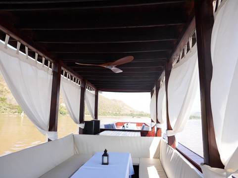 River Sun Lao-琅勃拉邦必去景点