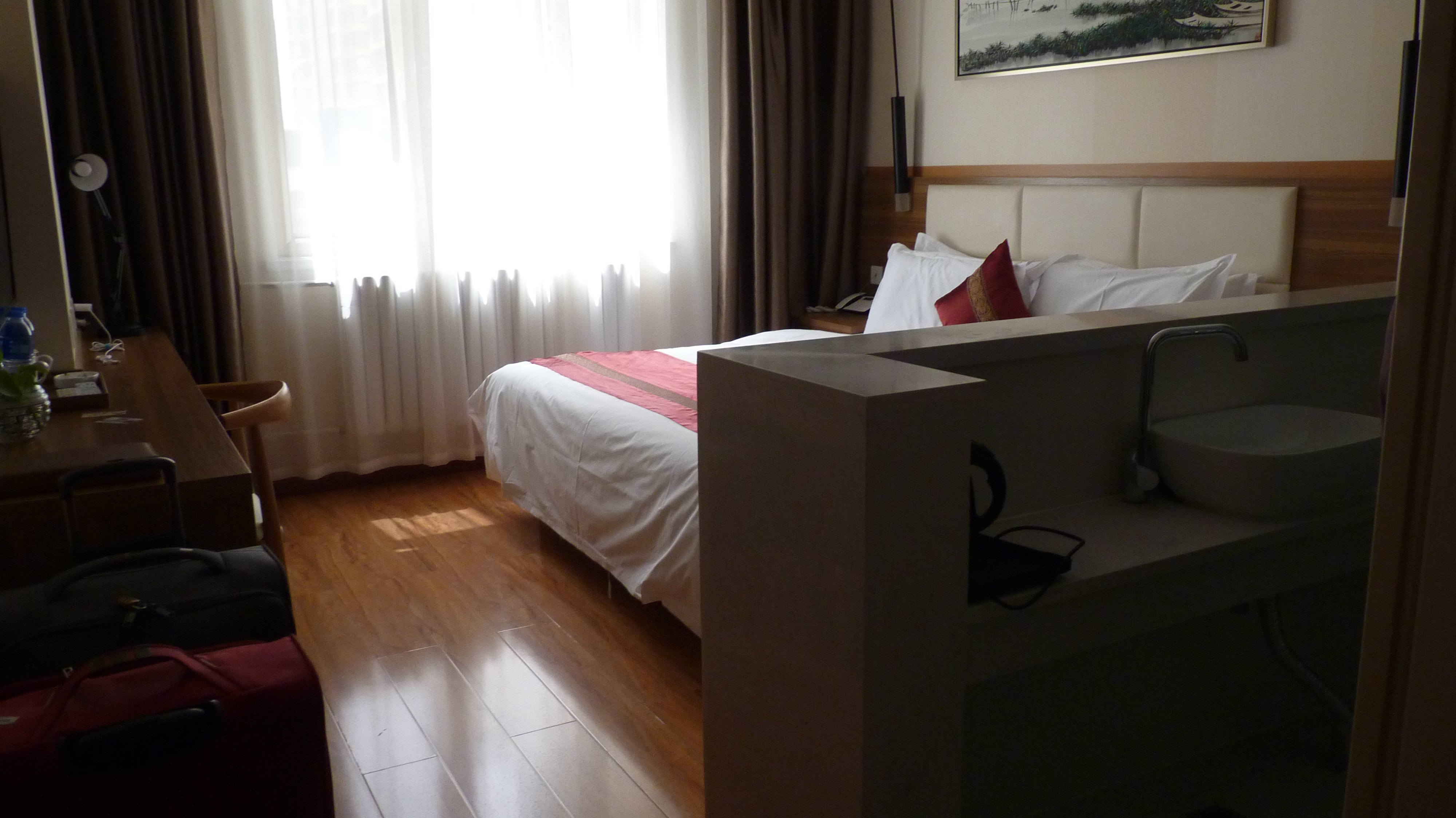 水墨名关假日酒店-官方