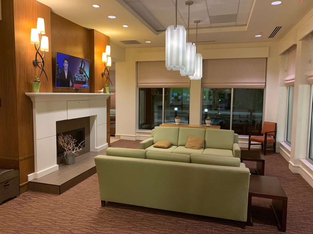 波士顿洛根机场希尔顿花园酒店主图