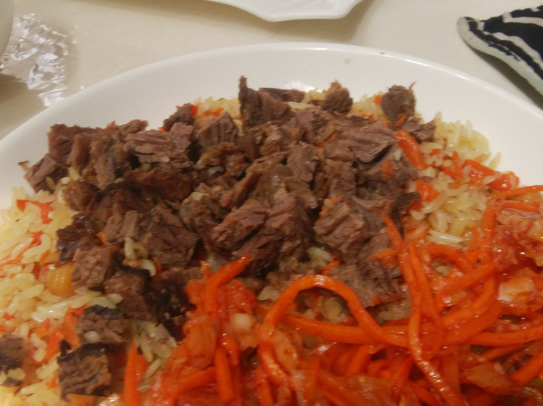 Uzynagash餐馆和美食-Lagmanhana Vostochka