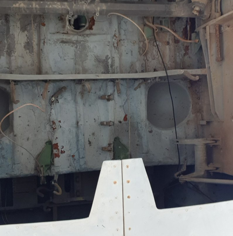 Abandoned Ilyushin IL 76-乌姆盖万必去景点