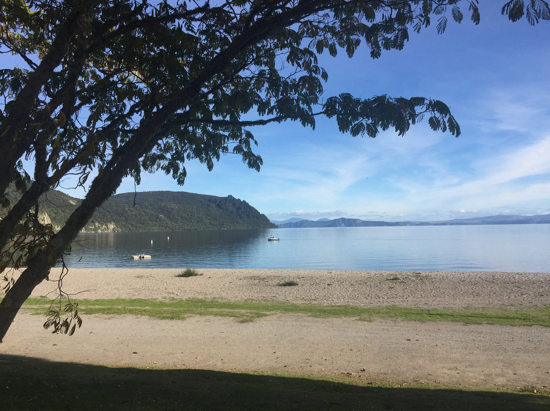 Kinloch Beach景点图片