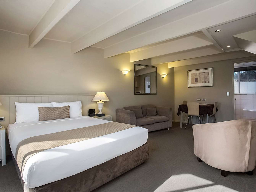 拉格伦舒适酒店主图