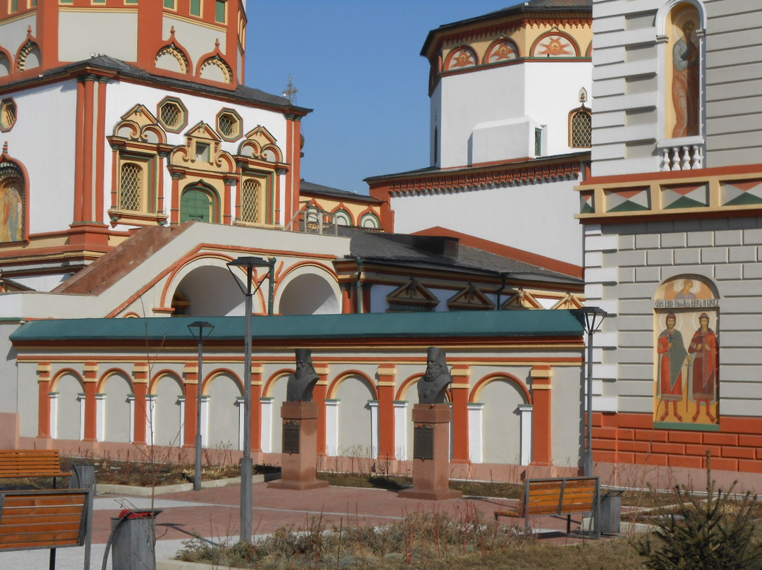 Monument to Saint Innocent of Alaska-伊尔库茨克必去景点